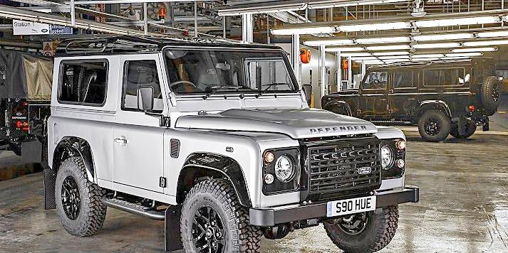 (Land Rover)