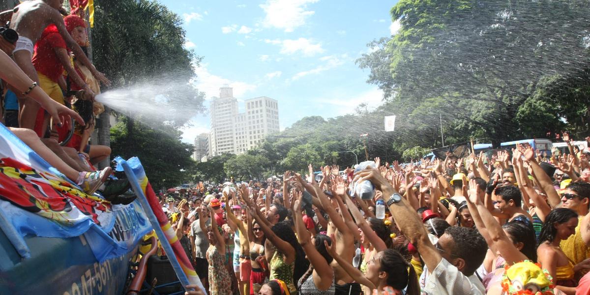  (FLAVIO TAVARES)
