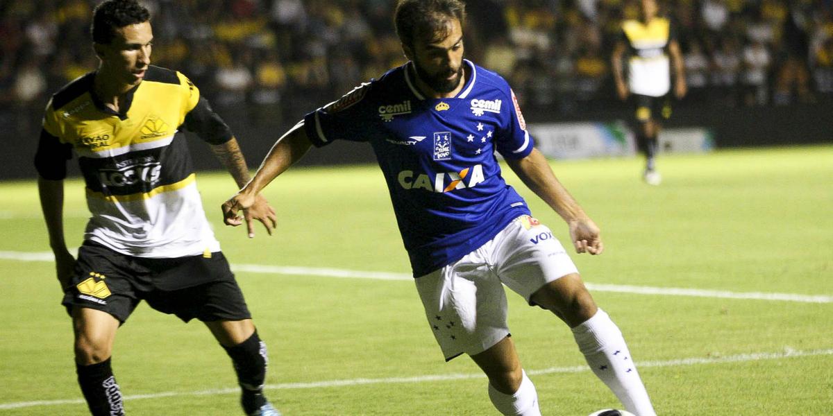 (Mauricio Vieira)
