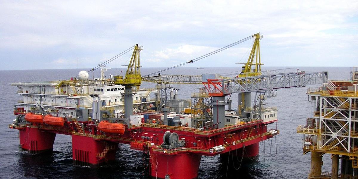 Houve queda de 1,8% na extração de petróleo na comparação com o mês anterior e aumento de 7,5% em relação a janeiro de 2023 (Petrobras / Divulgação)