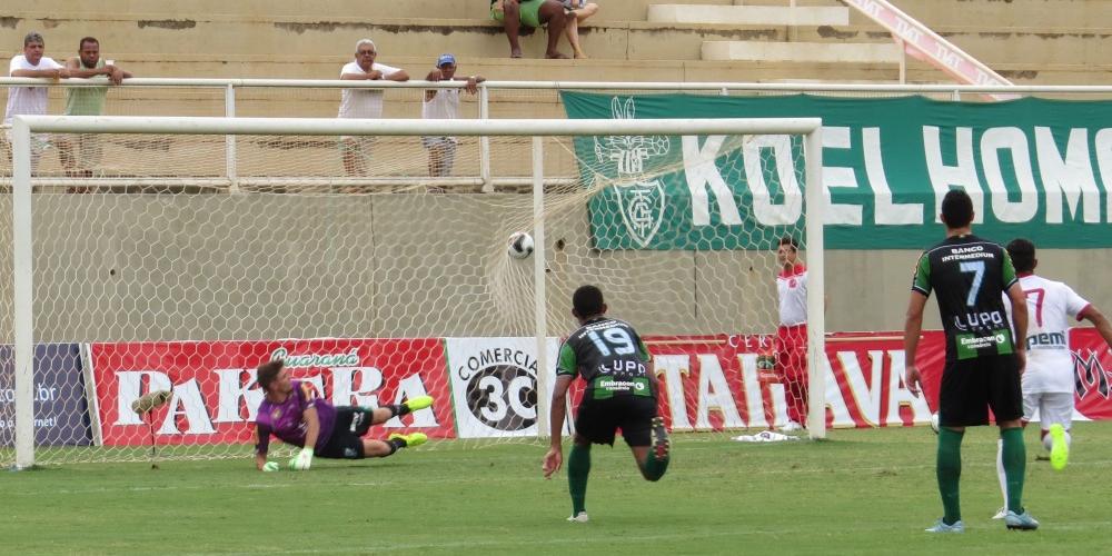  (Carlos Cruz/América)
