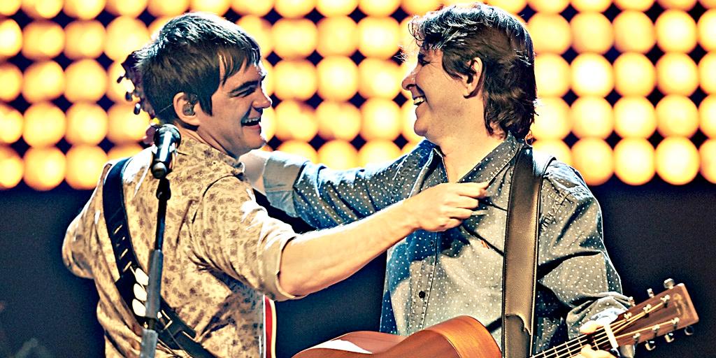 Samuel Rosa e Lô Borges gravaram DVD juntos em 2015 (Divulgação)