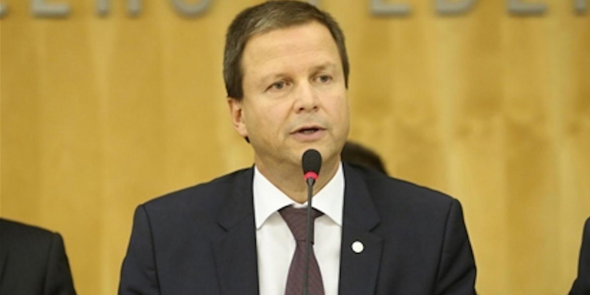 (Eugênio Novaes)