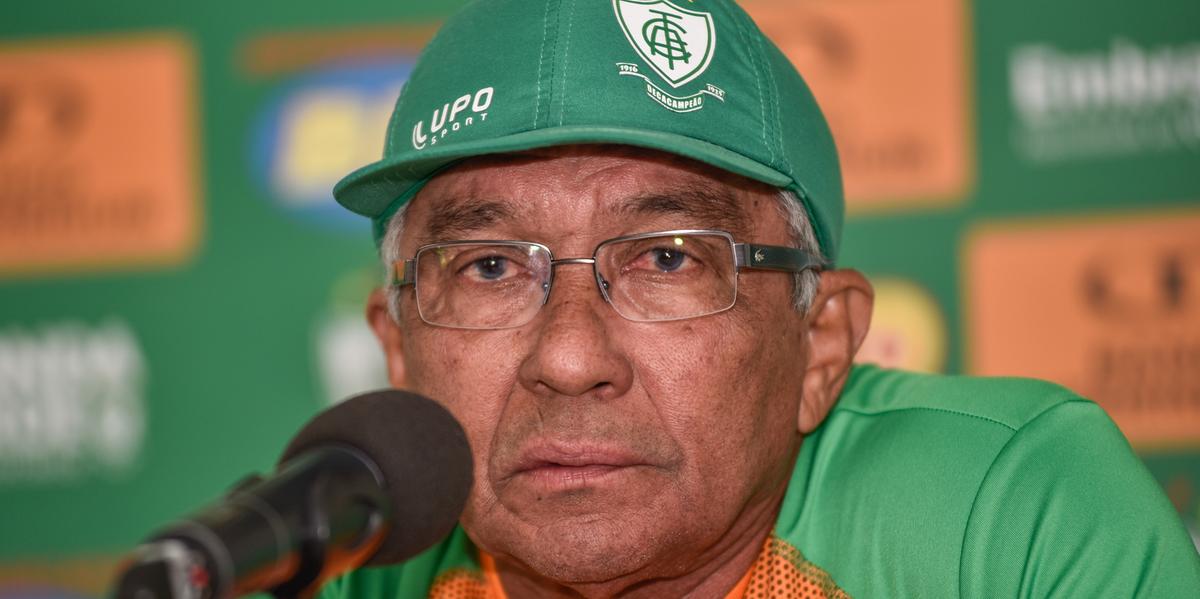 (Mourão Panda/América)