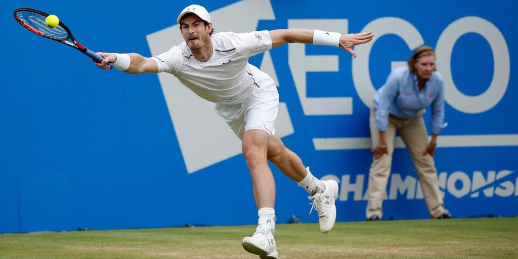  (ADRIAN DENNIS/AFP)