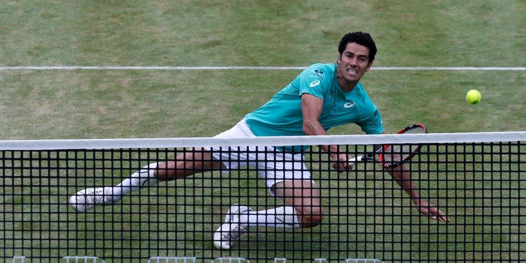  (ADRIAN DENNIS/AFP)