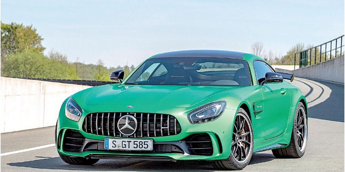 (Mercedes-Benz)