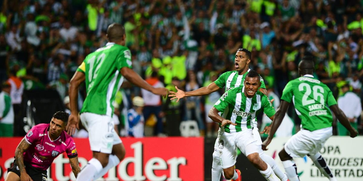 Nacional e Atlético Nacional empatam em jogo de oito gols na Libertadores, libertadores