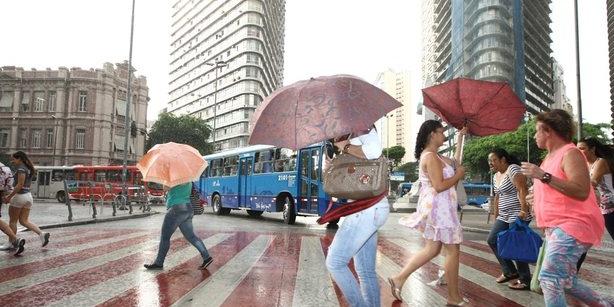 A umidade relativa mínima do ar fica em torno de 50% à tarde (Frederico Haikal)