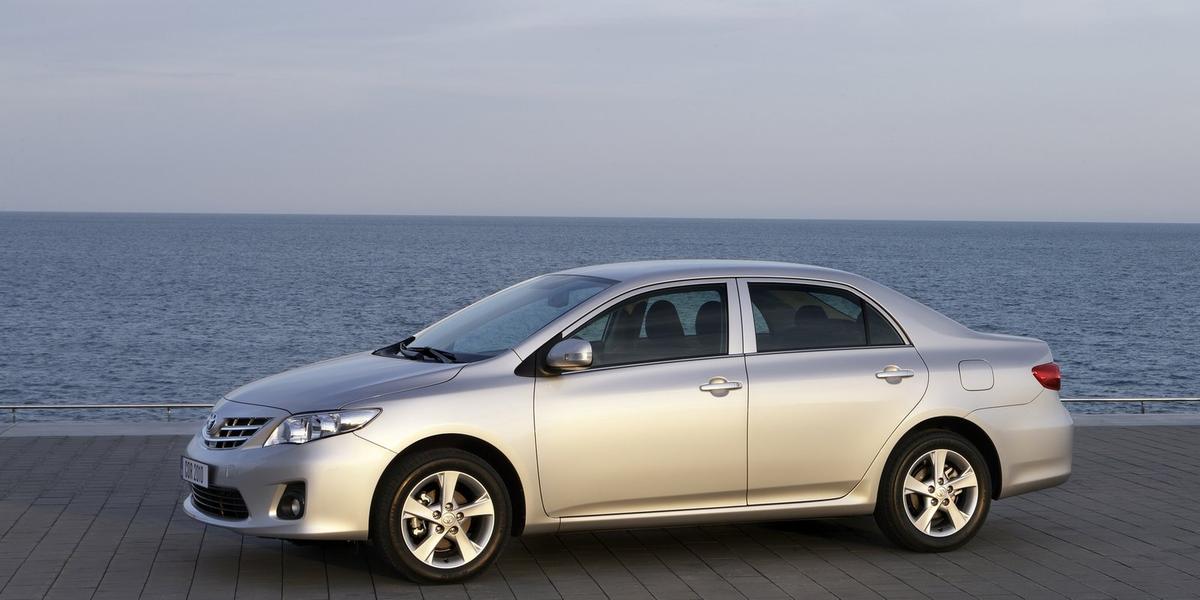 (Toyota)