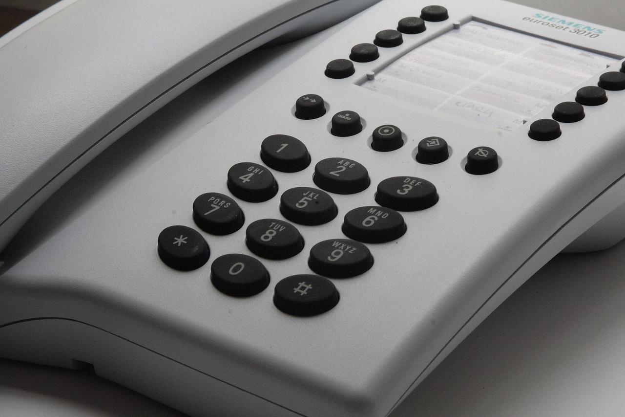 Regras do telefone popular entram em vigor