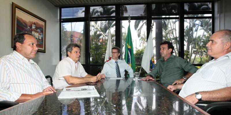  (Toninho Almada)