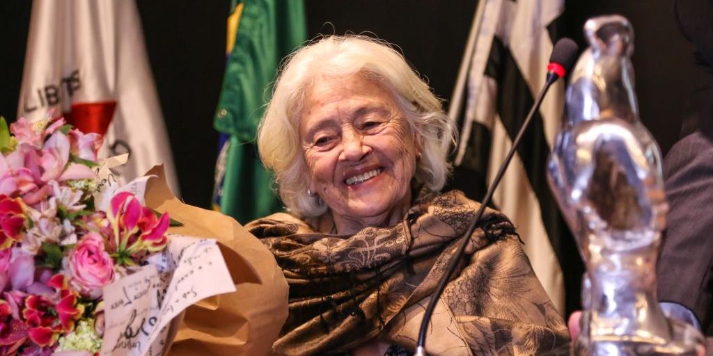 Há seis dias, Adélia Prado conquistou o prêmio Machado de Assis, a maior honraria da Academia Brasileira de Letras (ABL) e uma das mais tradicionais do país. (Bruno Cantini / arquivo Atlético)