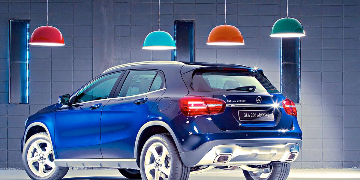 (Mercedes-Benz)