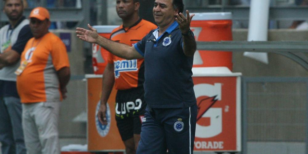  (Carlos Roberto)