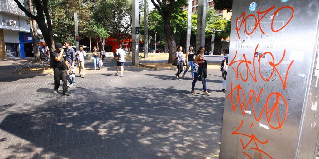 (Maurício Vieira)