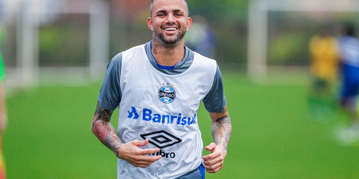 (LUCAS UEBEL/GREMIO FBPA)