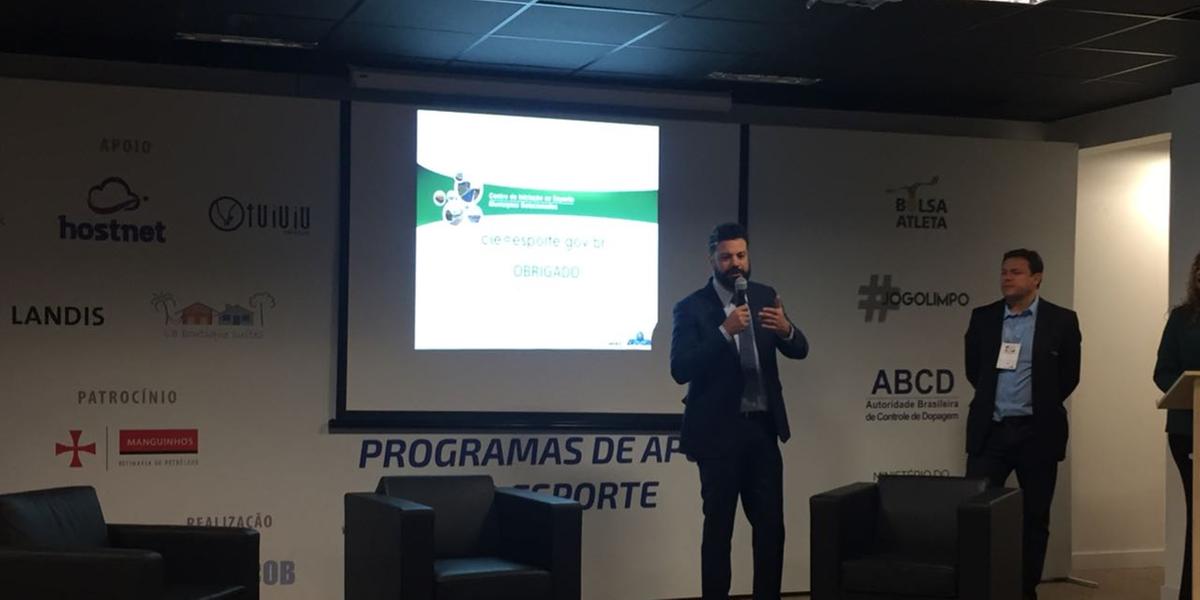(Henrique André)