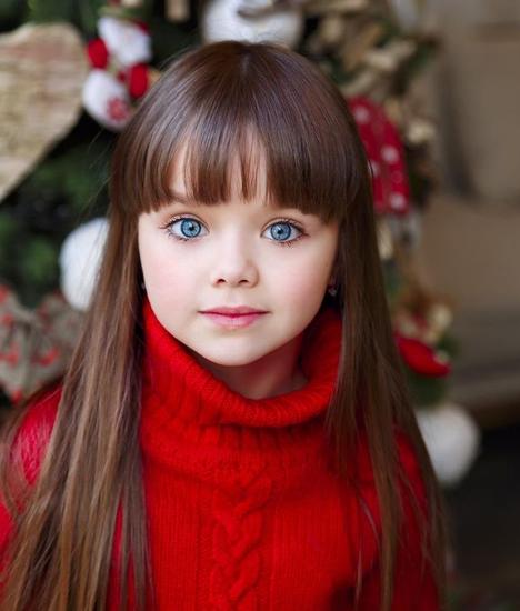 Russa De 6 Anos Está Sendo Chamada De A Menina Mais Linda Do Mundo