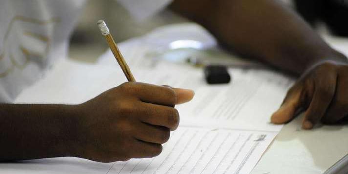 Ainda que o enfoque seja os estudantes negros cotistas, o questionário pode ser respondido por todos independentemente da forma de ingresso e dos marcadores sociais/demográficos (Foca Lisboa/UFMG)