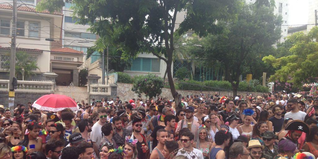 (Paulo Henrique)