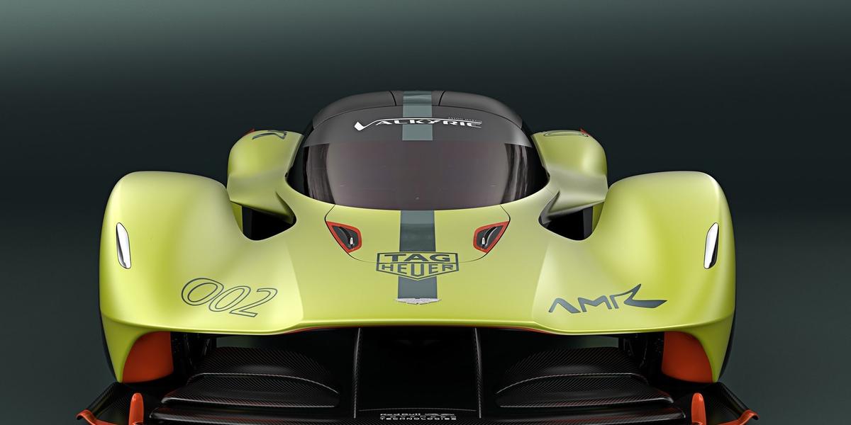 (Aston Martin )