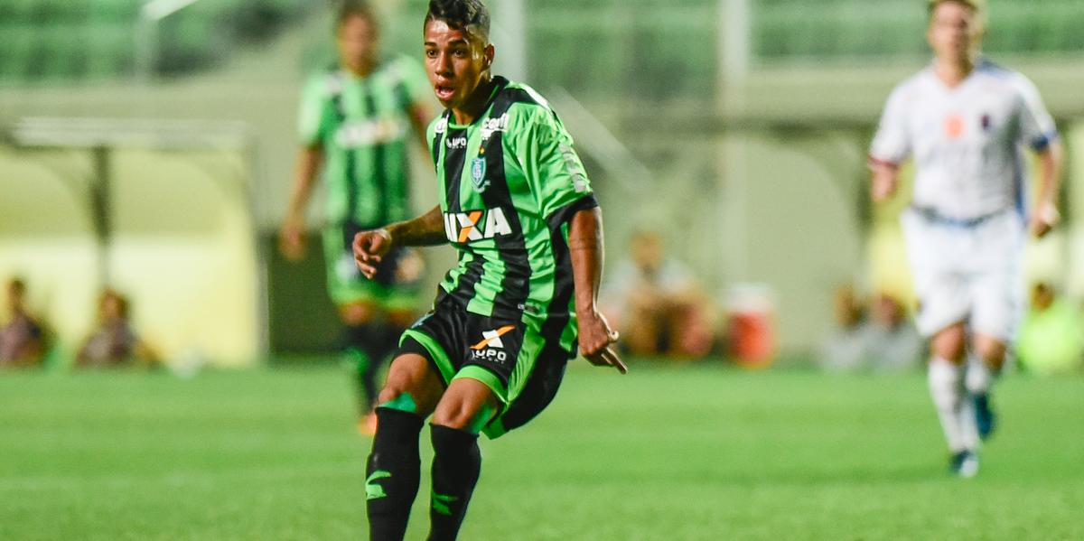 (Mourão Panda / América)