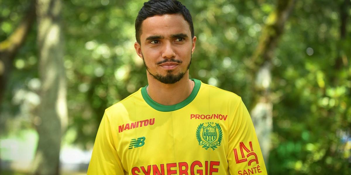 Além de João Pedro, Grêmio tem outra opção para a lateral direita