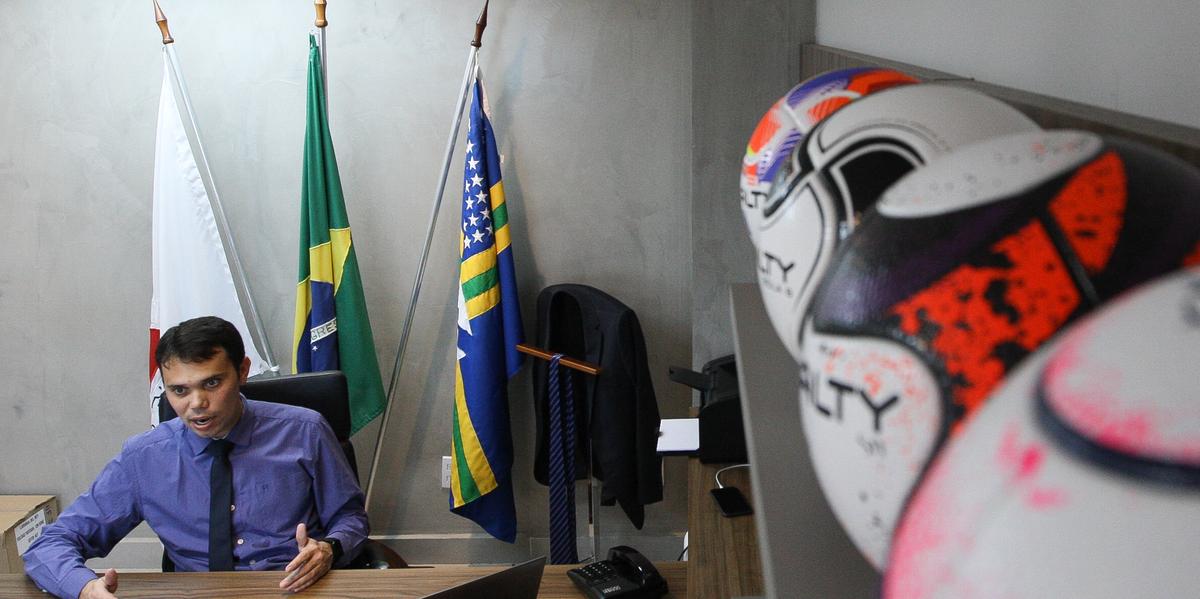(Flavio Tavares)