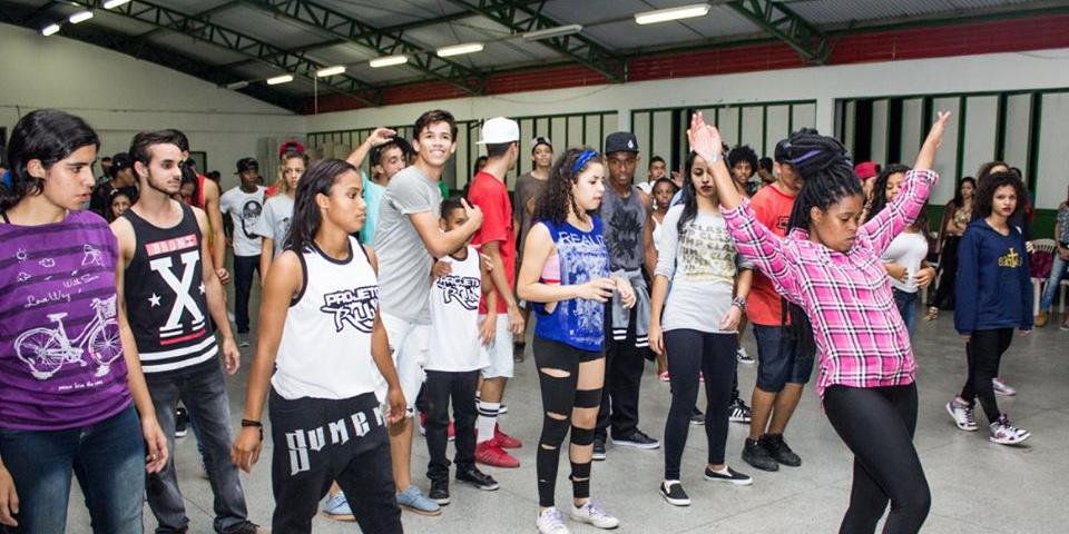 (Reprodução / Facebook / Oficina Feminina de Rap)