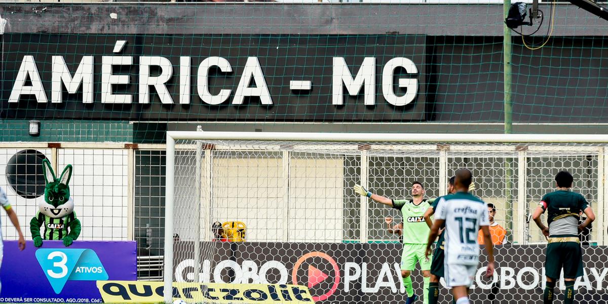 (Mourão Panda/América)