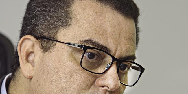 (FLÁVIO TAVARES)