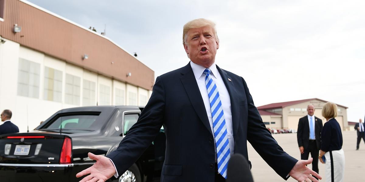Ao comentar a desistência de Joe Biden neste domingo (21), o candidato republicano disse que o presidente "não estava apto para concorrer" (MANDEL NGAN / AFP)