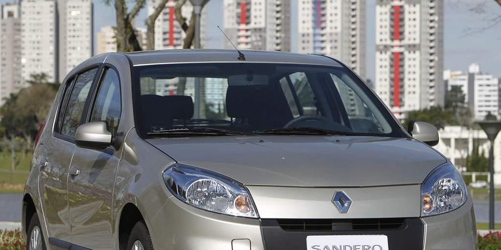 (Renault)