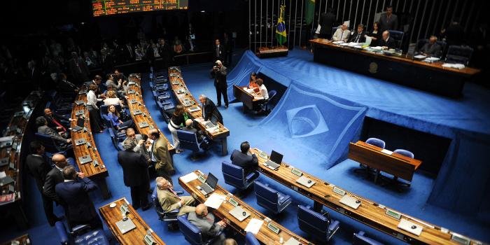 (Fabio Rodrigues Pozzebom)