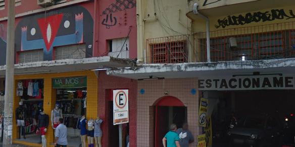 (Google Street View/Reprodução)
