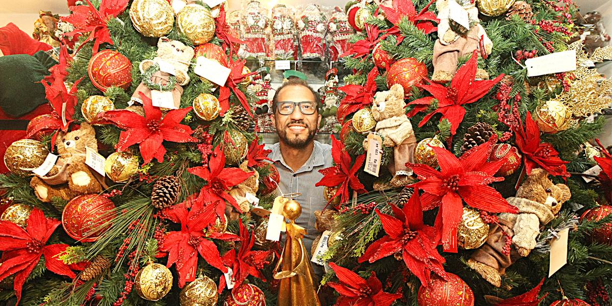 Lojas e decoradores de BH esperam faturar até 20% mais neste Natal Lojas e decoradores de BH esperam faturar até 20% mais neste Natal