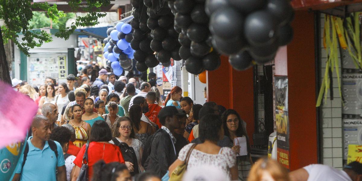 (Flávio Tavares)