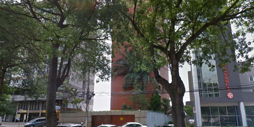 (Google Street Views/Reproduação)