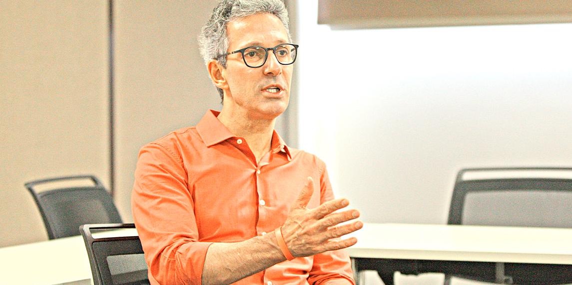 (Maurício Vieira )