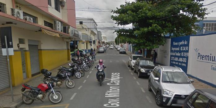 (Google Street View/Reprodução)