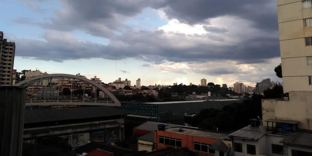 (Lucas Eduardo Soares)