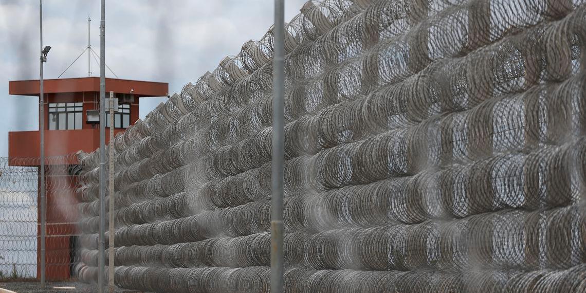 Está sendo investigada a existência de um complexo esquema criminoso formado por agentes penitenciários e públicos, presos e pessoas ainda não identificadas (Marcelo Camargo/Agência Brasil)