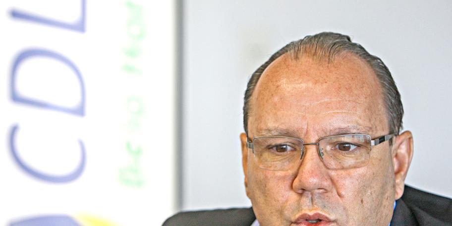 (Flávio Tavares)