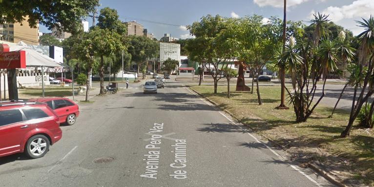 (Google Street View/Reprodução)