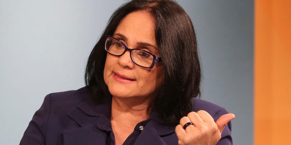 Sigla alega que enquanto foi ministra, perpetuou "política de morte" (Valter Campanato/Agência Brasil)