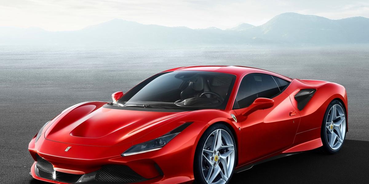 (Ferrari)