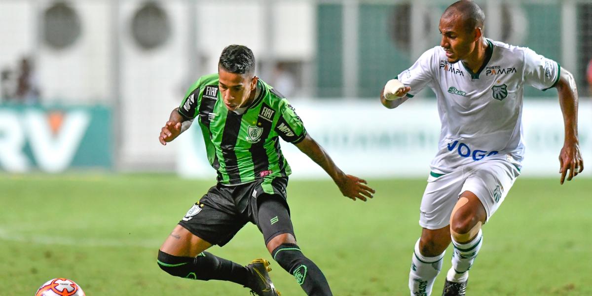 ( Mourão Panda / América)