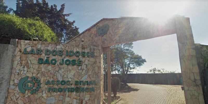 (Google Street View/ Reprodução)