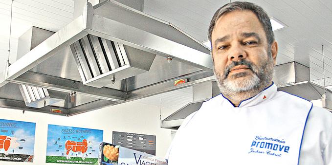(Maurício Vieira)